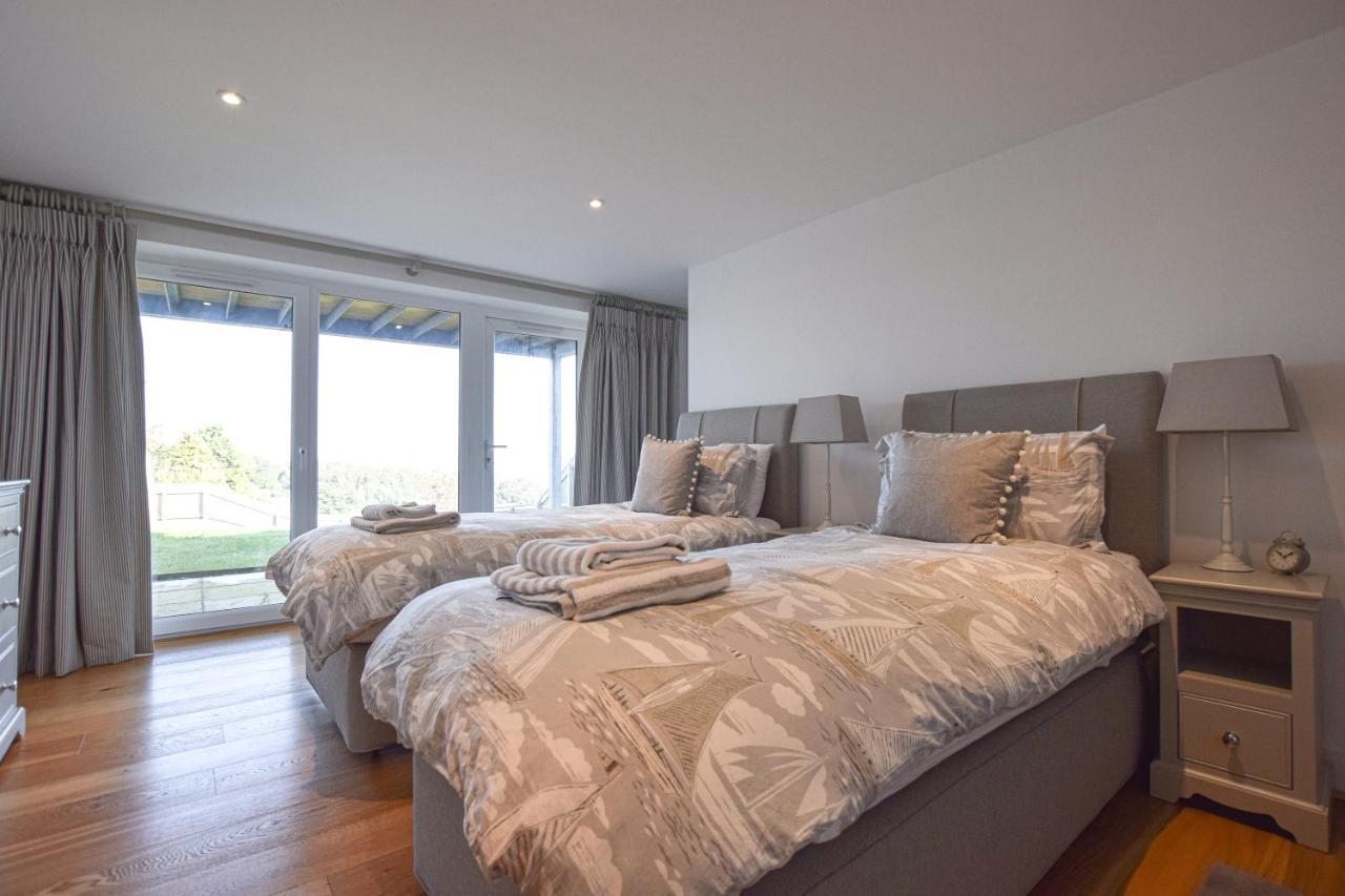 Whispers - 4 Bedroom Modern Family Holiday Home In Salcombe Sleeps 8 Εξωτερικό φωτογραφία